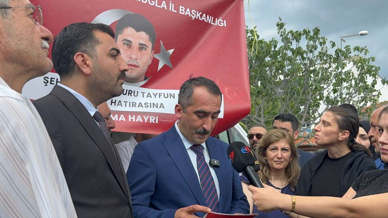 Muğla’da Şehit Polis Tayfun Baş İçin Lokma Hayrı Düzenlendi 4